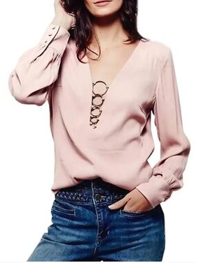 Free People Plunge Neck Ring Detail Blouse in Blush/Mauve (XS)